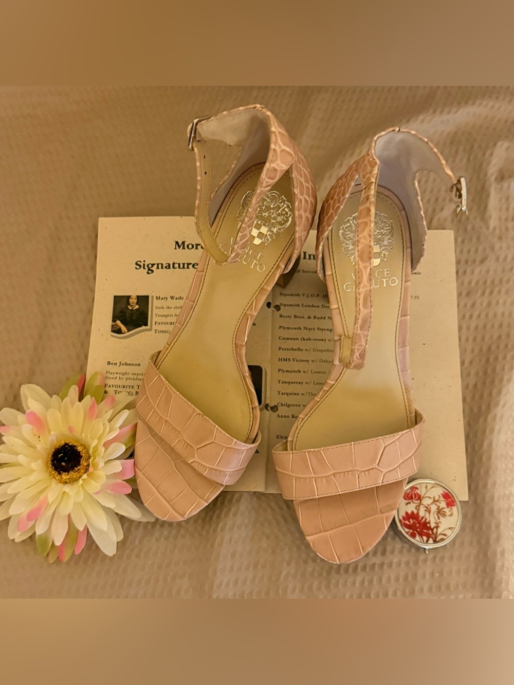 Vince Camuto Pink Croc Embossed Ankle Strap Block Heel Sandals Size 8M / 38